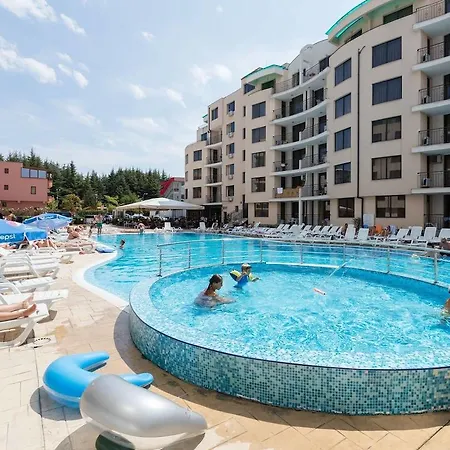Apartmán Wifi❤studio With Kitchen & Balcony Pool View❤av❤