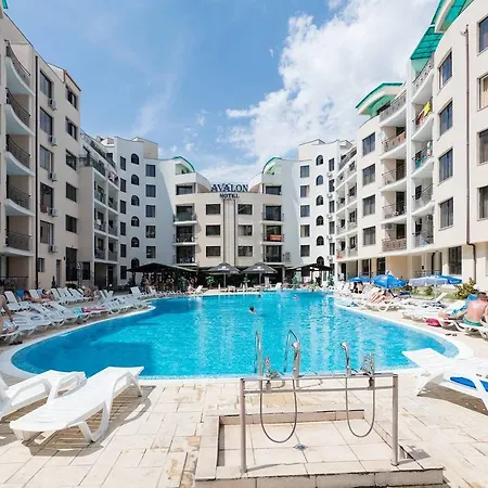 Wifi❤studio With Kitchen & Balcony Pool View❤av❤ Apartment *